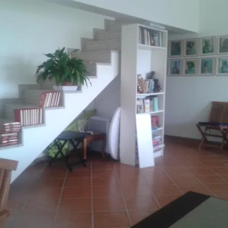 With Swimming Pool Vakantiehuis