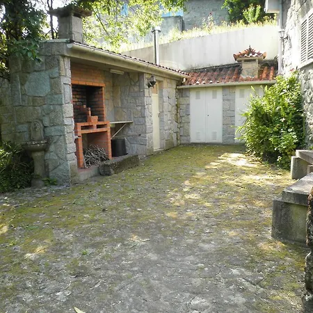 With Swimming Pool Vakantiehuis